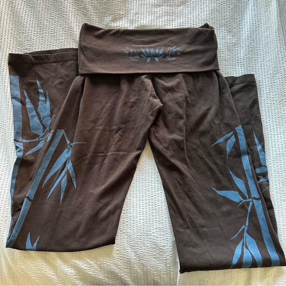 Brown Yoga Pants with Blue Bamboo Design